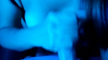 Cum Eating Babe Wants a Real Dinner Date