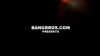 London Keyes Sucks Dick And Fucked In The Glory Hole