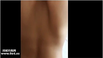 学胸不大但是逼特紧出水多很会叫床