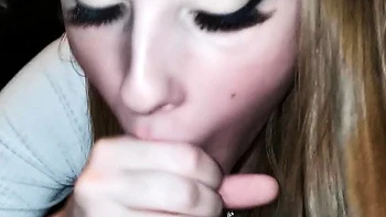 Homemade amateur teen blowjob