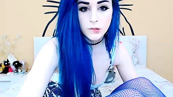 Amateur Webcam Teen Masturbates And Teases