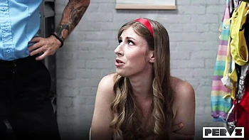 Brown-haired girlfriend Winter Flynn rammed in the small office