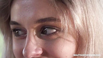 Awesome missionary pose fuck with a young and hot blonde Molly Cute