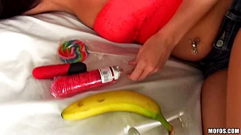 Beautiful solo masturbation with a long-legged brunette Rahyndee James