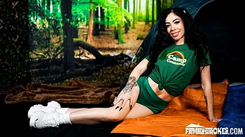 Outdoor POV fuck in the cowgirl pose with a brunette Lilith Reine