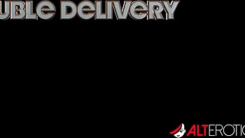 Pretty Mallory and Mallory's piercings clip