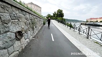 Modest Claudia's posing clip