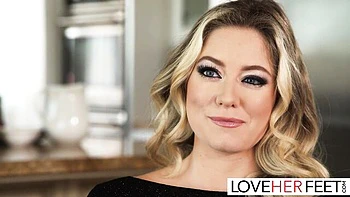 Love Her Feet - feet xxx