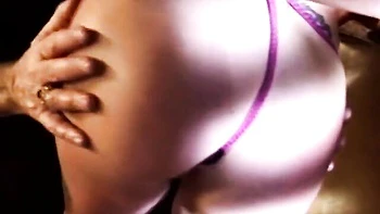 Hustler's threesome sex