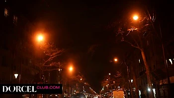 Good-looking Zaawaadi at mmf trailer