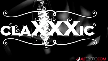 Beautiful Ashenn Fire - shaved dirt - AltErotic