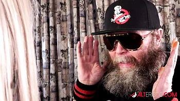 Johnny's pussy licking xxx