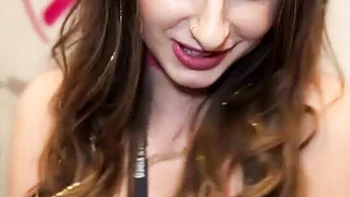 Mr Lucky Life - vertical trailer