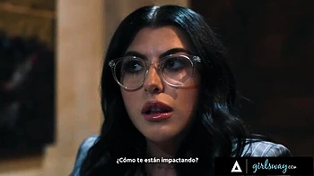 Bubble butt action with luring Scarlett Alexis and Chanel Camryn from Girls Way