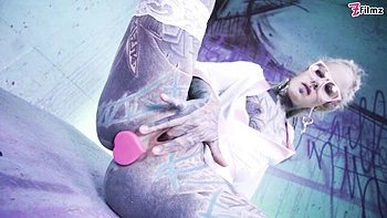 Dirty Dreaz featuring Anuskatzz and Lily Lu's small tits clip