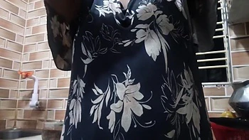 Desi Girl Khala Mace Dhora Talking Story