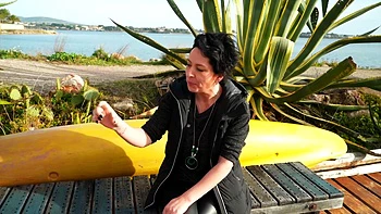 Francesca, 24, impresses with her versatility! - Jacquie et Michel TV