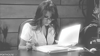 Kittens vs. Cougars - Episode 4