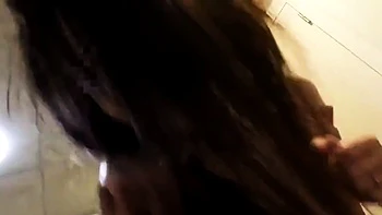 A full-time housewife requests a loan without collatera