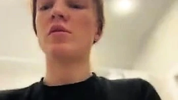 Hot brunette from squirt masturbating on webcam