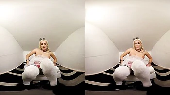 Bonny Daisy Lee - virtual reality porn - Bravo Models