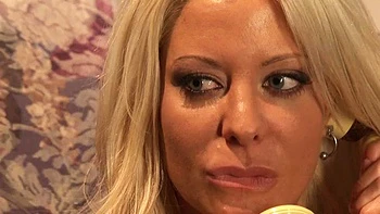 Cowgirl ft. Tia Cyrus: Blowjob, Missonary  Licking Porn