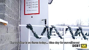 Remarkable Has Passionate Sex With Loan Collector With Doll Face