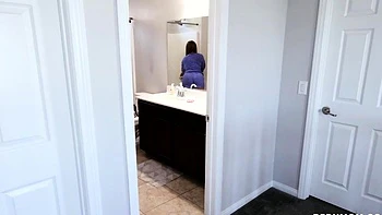 [PervMom] Skylar Snow (I’m All You Need)