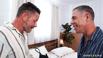 An awesome sideways pose fuck with Penelope Ree and Gal Ritchie