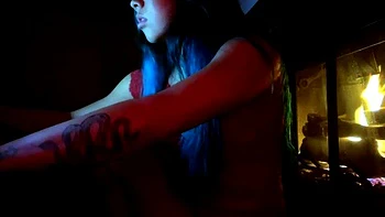 Sexy hottie Anetta Keys enjoys a solo toy masturbation