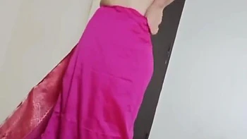 Indian Girl In Her Traditional Dress In Hotle Room With Her Boyfriend Sex And Injoying
