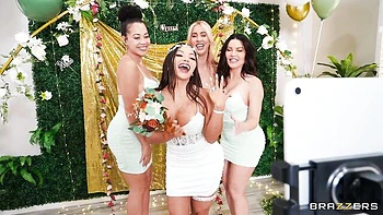 Savanah Storm and Brandy Salazar's long hair action by Brazzers Exxtra