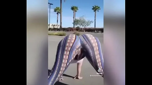 Fat ass shake and twerk comp gooner