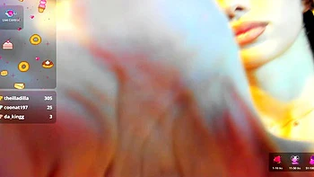 Big boobed Memphis Monroe masturbates in stocking