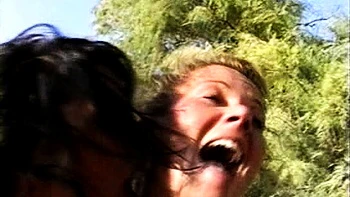 Close up fuck girl in big cock