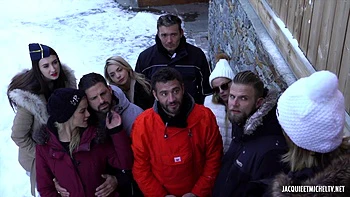 Julia fulfills her fantasy thanks to Cataleya! - Jacquie et Michel TV