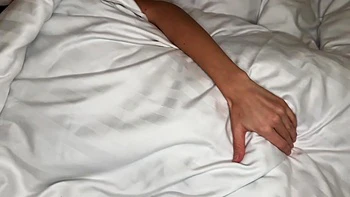 Jade, 25, accountant! - Jacquie et Michel TV