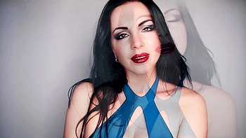 Big boob brunette masturbates on webcam