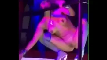 CARDI B SHOVES BOTTLE IN AND OUT OF PUSSY HOLE  IN STRIP CLUB 2024
