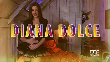 Horny Holiday - Pussy is her Halloween Treat