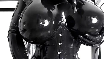 Amateur Blonde With BIG BOOBS Hot Free Cam Show