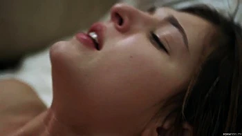 HOT LEAH GOTTI: Blowjob, Doggy  Cowgirl Porn