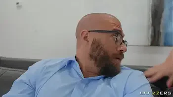 Our Slutty Houseguest: Part 1 - Quinn Wilde, Avery Jane / Brazzers  / stream full from http://zzfull.com/use