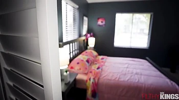 Lexi Sample And Peter Green - Starring At Stepsis Led To Hot Sex