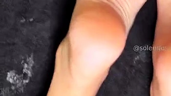 Black Amateur Explore Hot Foot Fetish