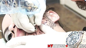 Temperament Kitten's alternative girl video