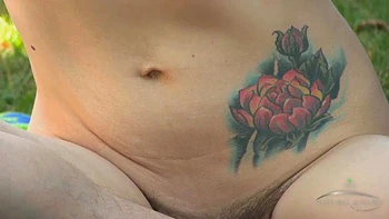 Sofia Rodas enjoys some sun