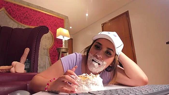 Birthday cake: Blowjob, Amateur  Stripchat Porn