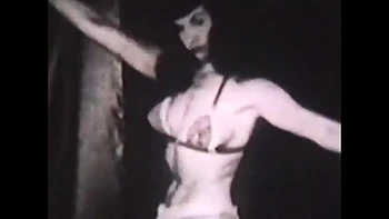 Vintage Lesbian BDSM Spanking - Lezdom Torment & Obedient Women Retro Classic