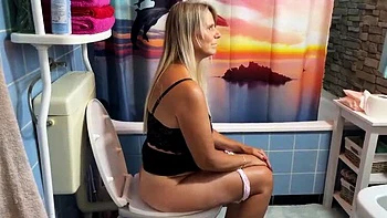 German MILF Petra Wegat Dirty Toilet Talk & Pissing Fetish with Girlfriend SweetSusi